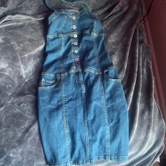 Cute Halter Denim Dress - Picture 2 of 4